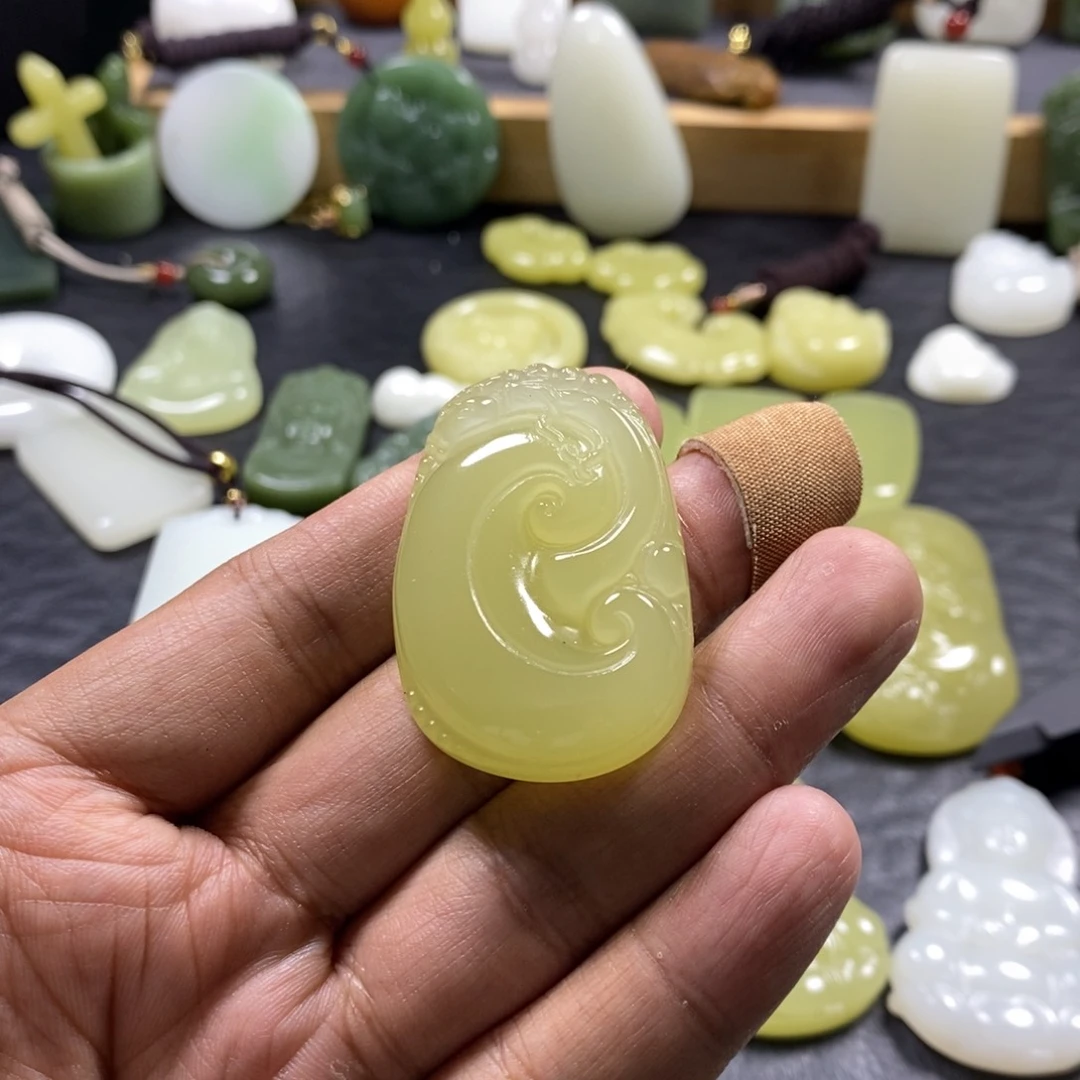 和田玉（青白玉）未镶嵌吊坠(赠链)记***图