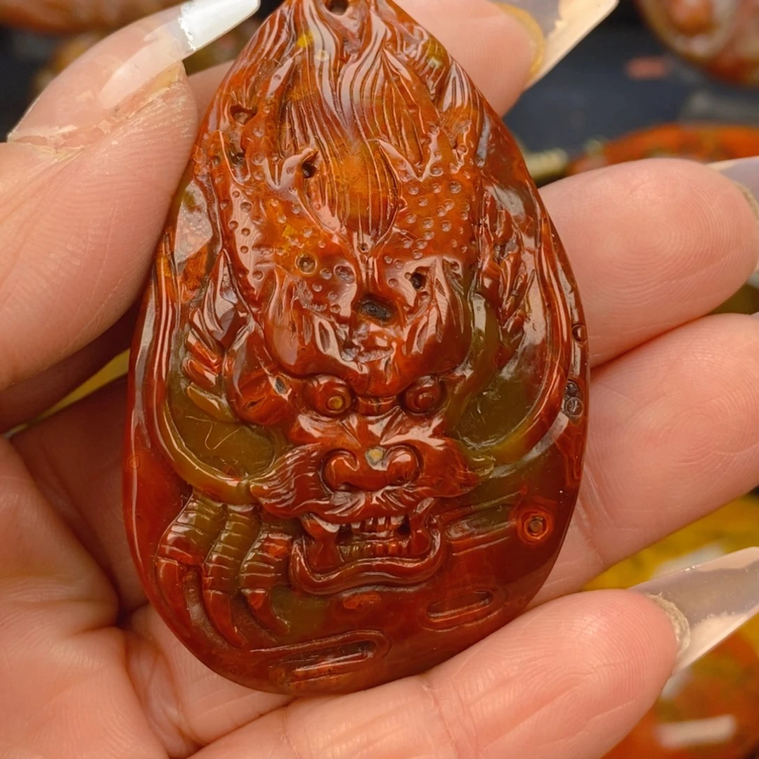 玛瑙/玉髓颈饰未镶嵌