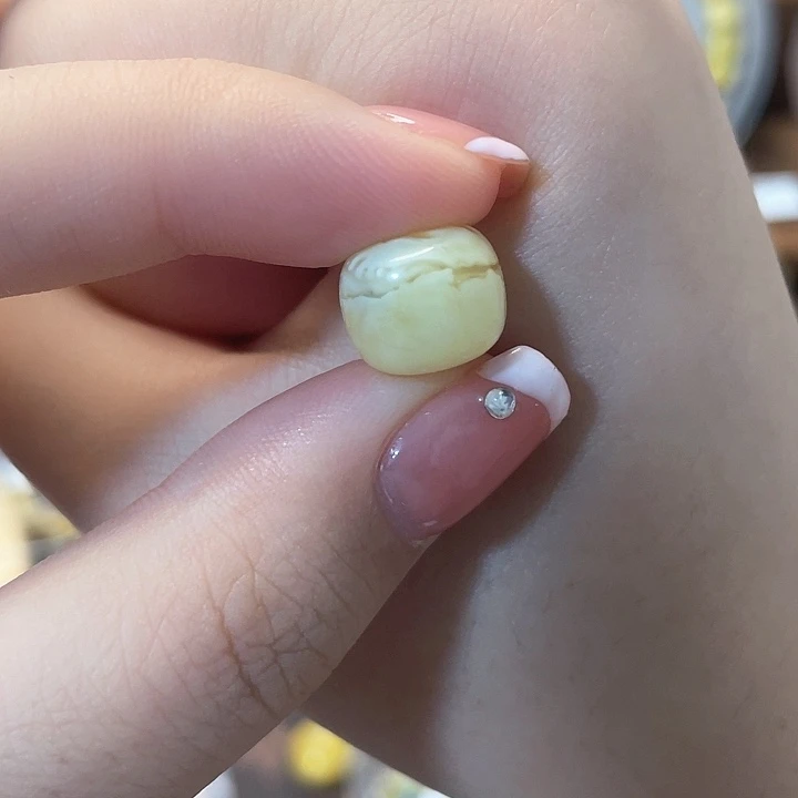 未镶嵌琥珀珠宝奇石瑕疵