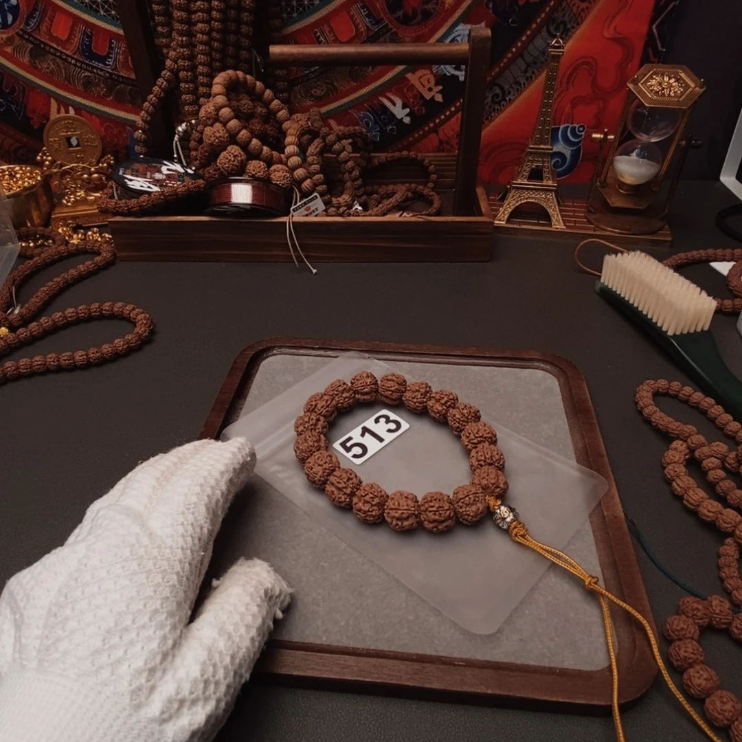 吊坠金刚菩提哦哦哦哦哦哦哦哦哦哦哦