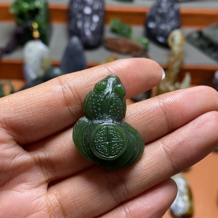 和田玉颈饰未镶嵌熠**辉