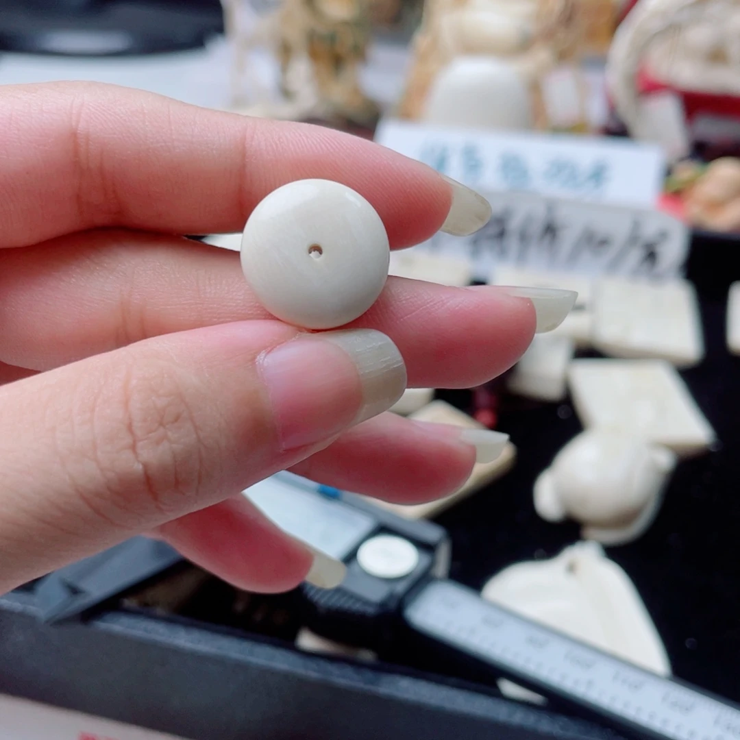 吊坠柏香籽/百香籽猛犸牙平安扣