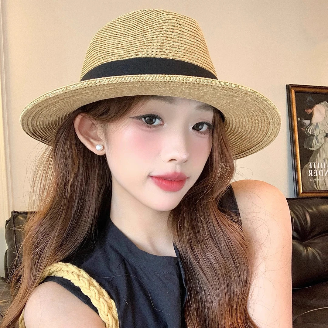 高级气质雅草帽女士夏季遮阳防紫外线度假百搭英伦爵士帽草编礼帽