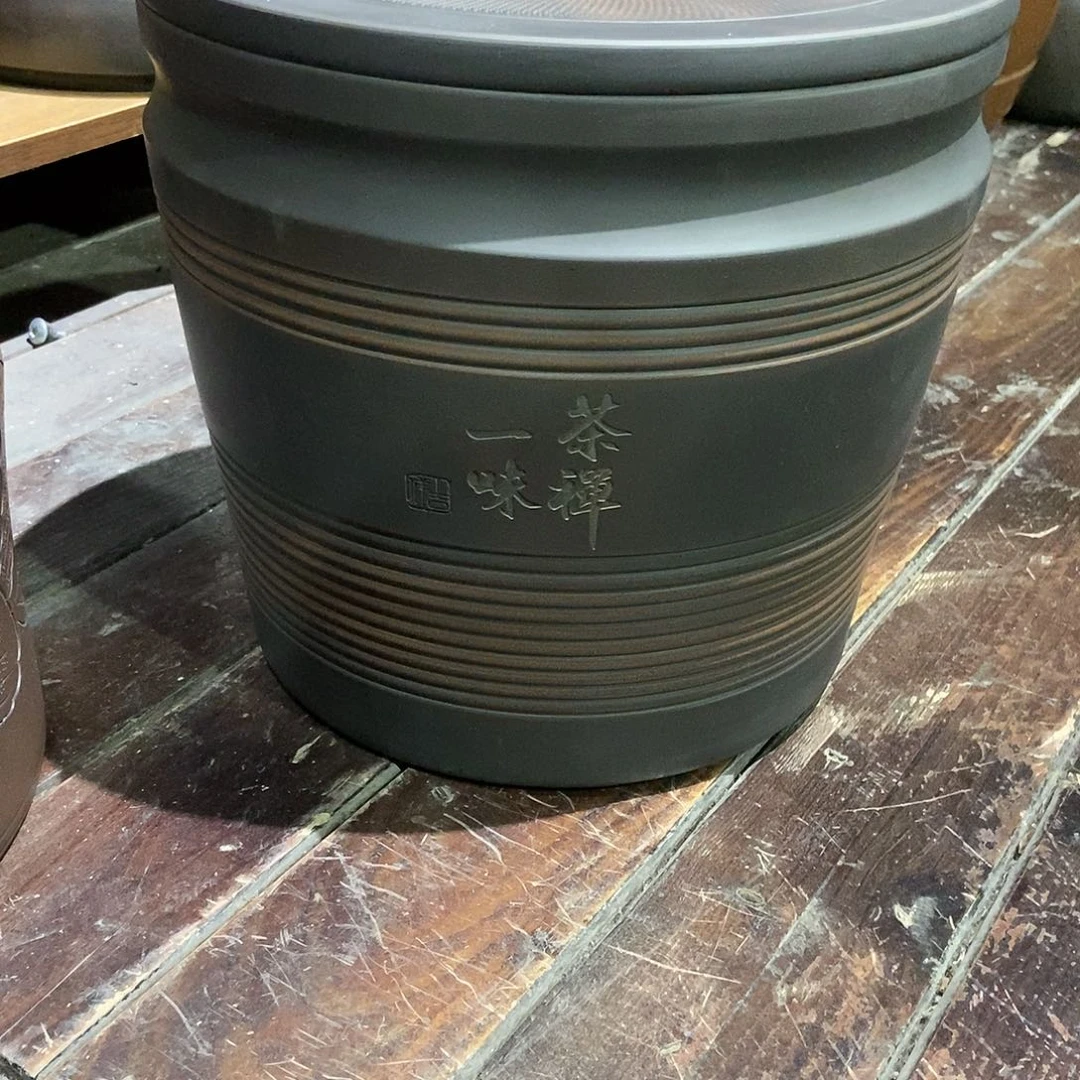 建水紫陶手工阴刻七饼缸