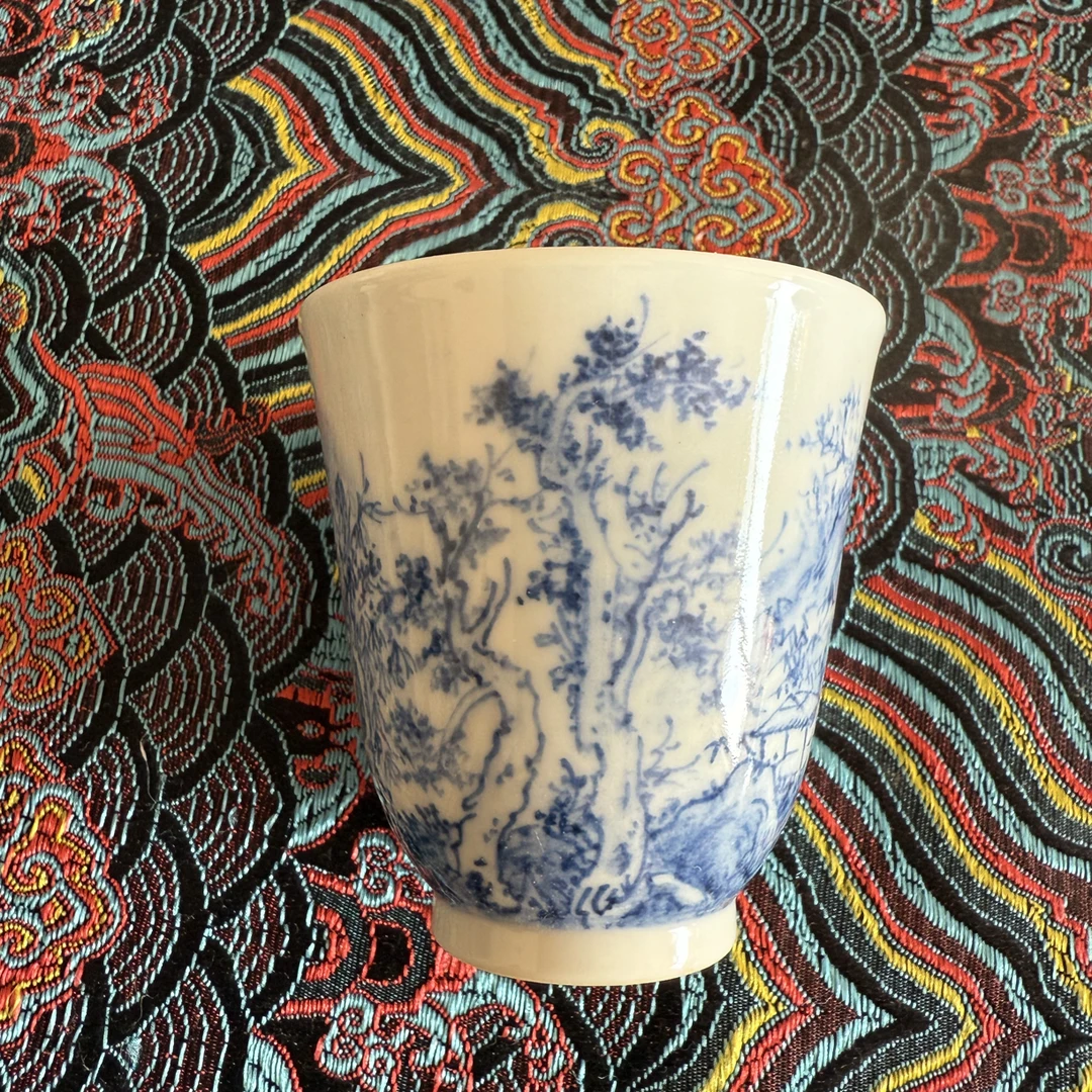青花茶杯陶瓷主人杯满容70毫升手绘传统山水画面铃铛杯