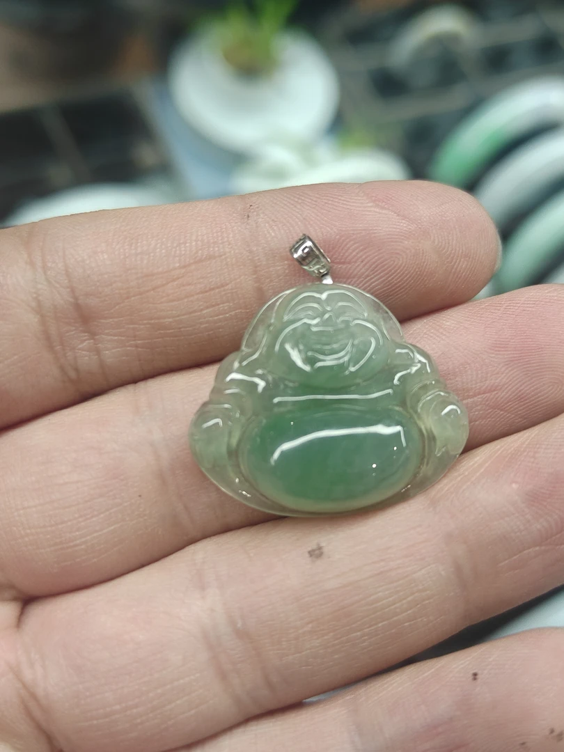 天然 A 货翡翠佛公