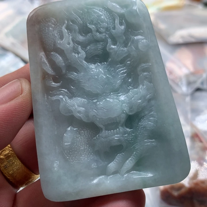 翡翠未镶嵌颈饰保真天然a货翡翠