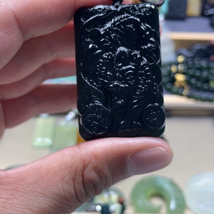 蛇纹石玉合金颈饰小*