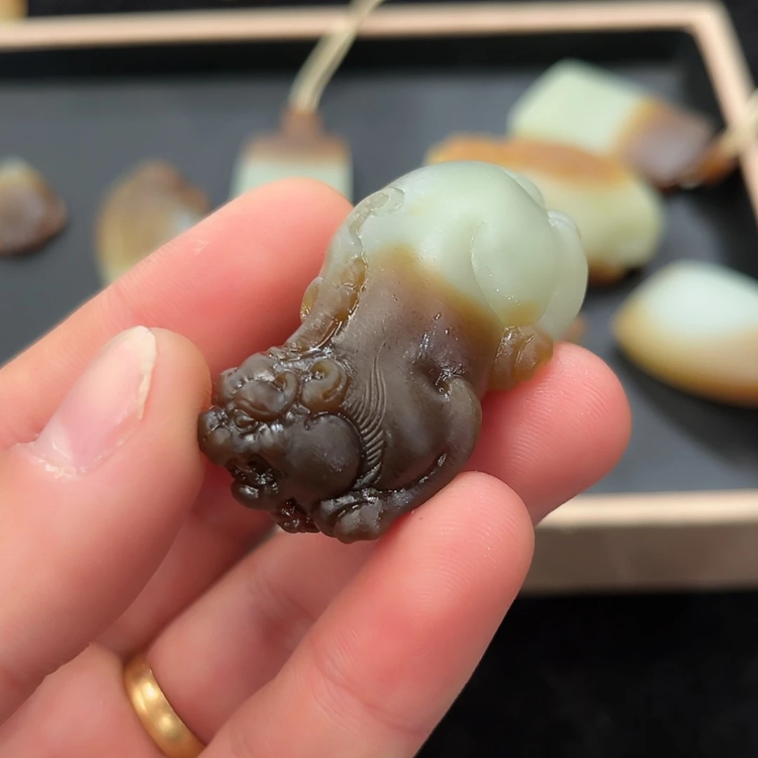 【闪购商品】颈饰未镶嵌和田玉