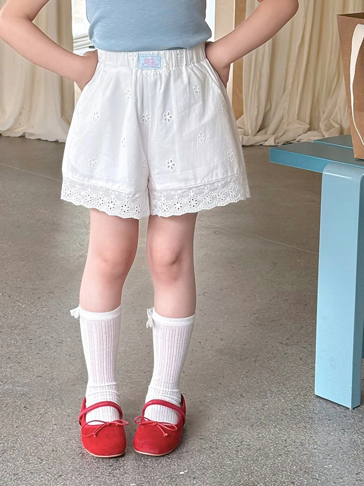 儿童全棉百搭热裤2025夏新品女童甜美花朵镂空蕾丝边短裤