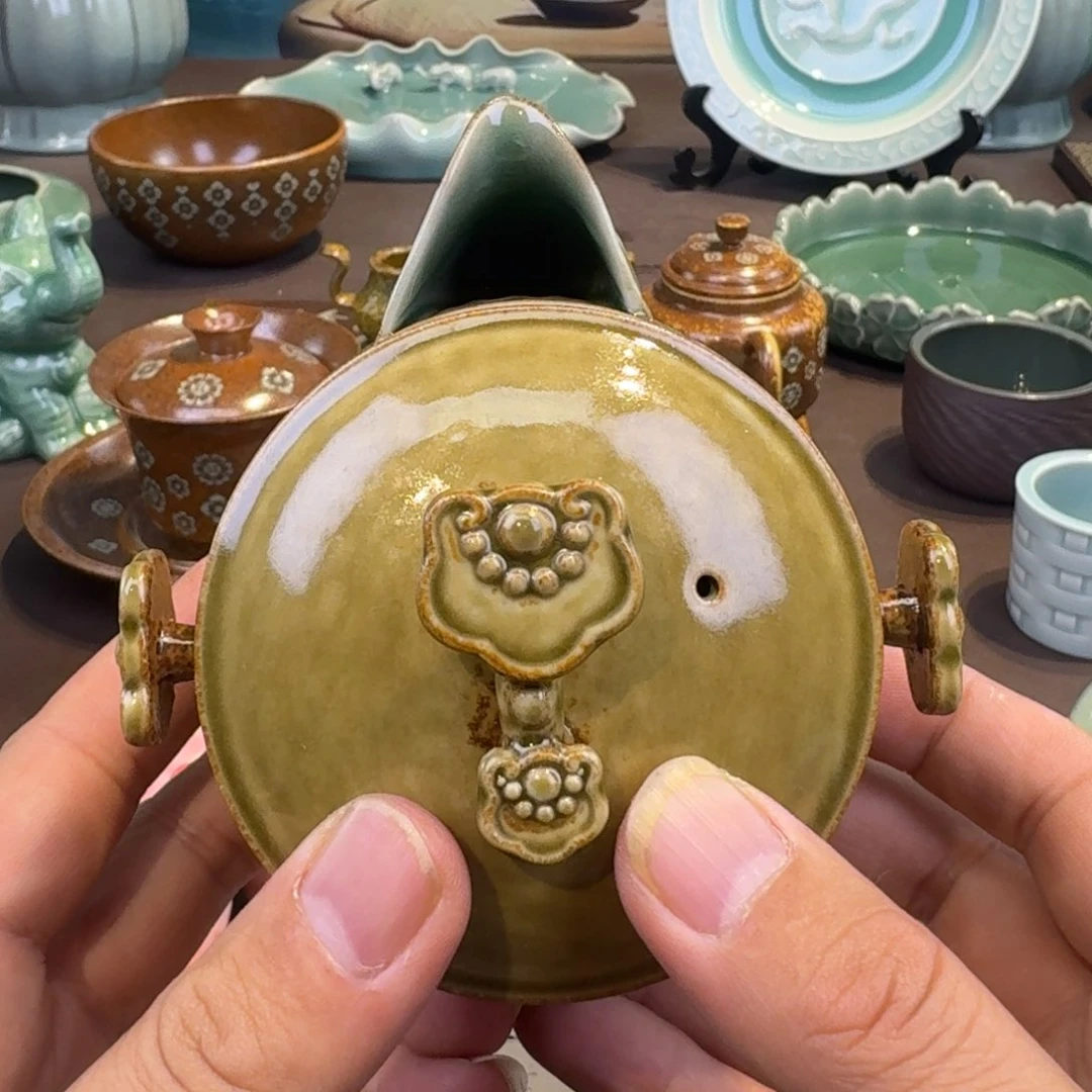 杯龙泉青瓷茶具微瑕