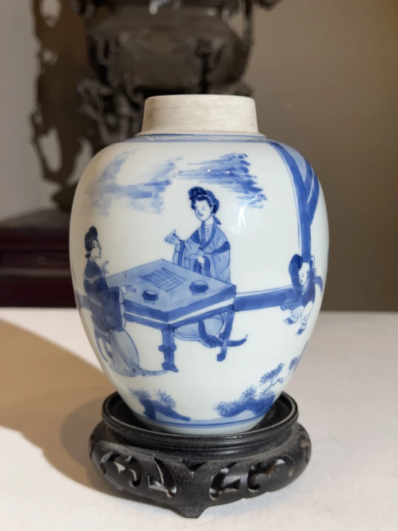 康熙青花人物小罐