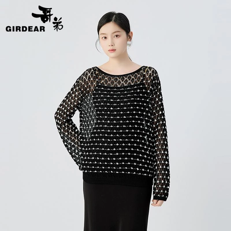 GIRDEAR/哥弟新款慵懒风镂空上衣简约百搭菱形圆领针织衫138037