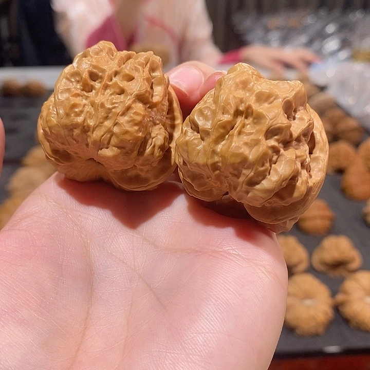 桃核吊坠山地蛤蟆头