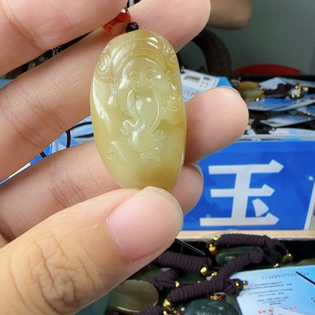 和田玉未镶嵌挂件