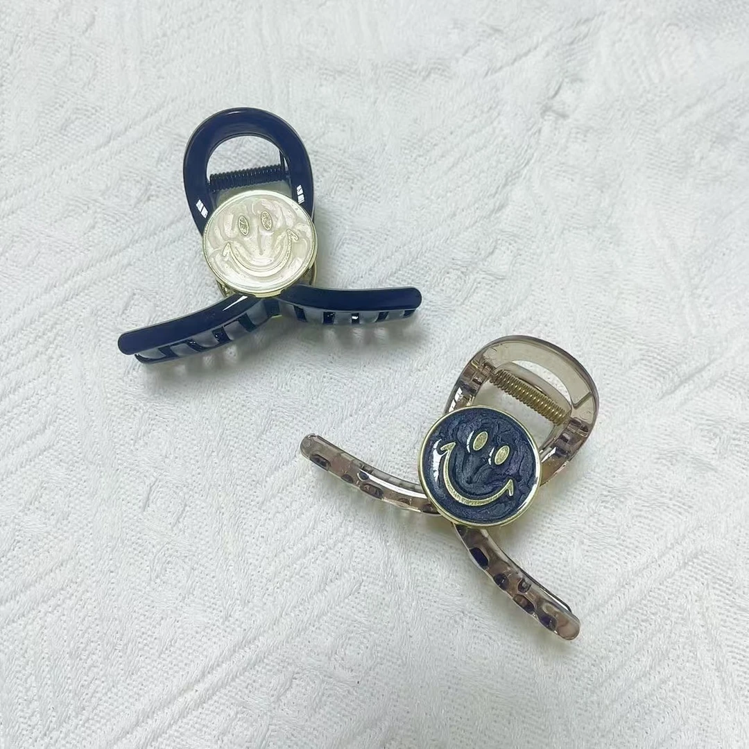 韩国东大门饰品发饰笑脸抓夹8厘米