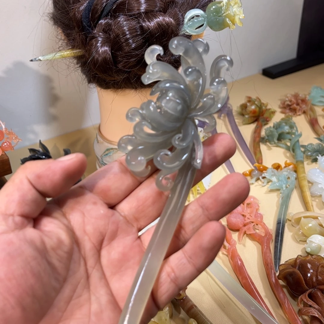 用***8蛇纹石玉合金发簪