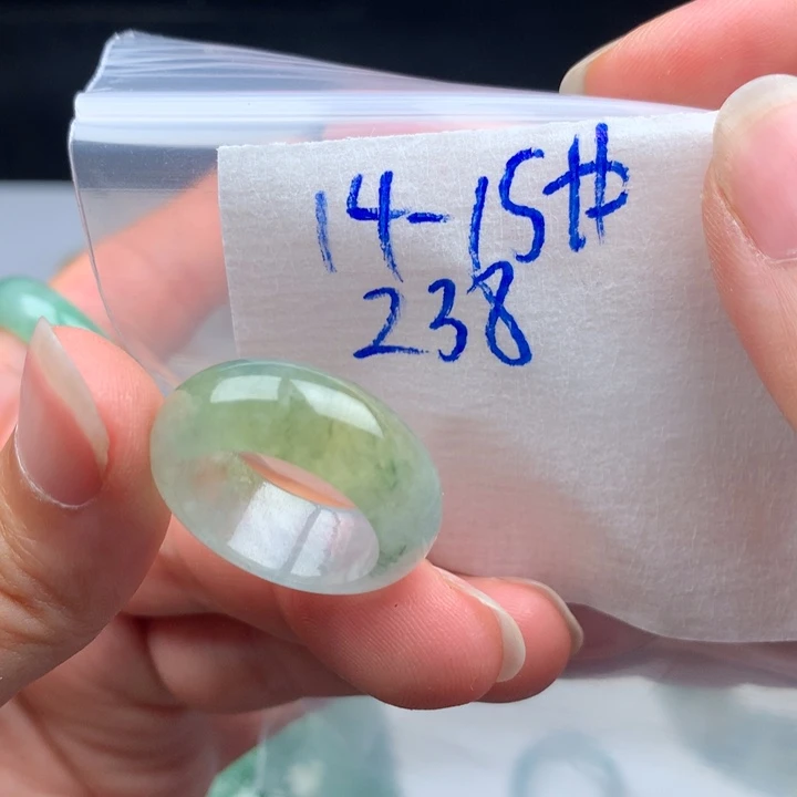 未镶嵌戒指翡翠戒圈