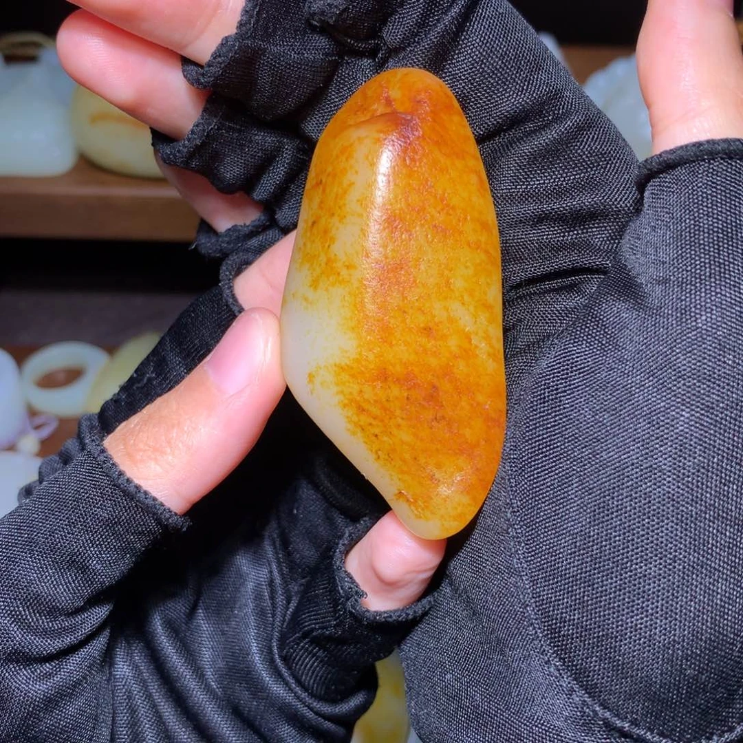 快***了和田玉未镶嵌颈饰