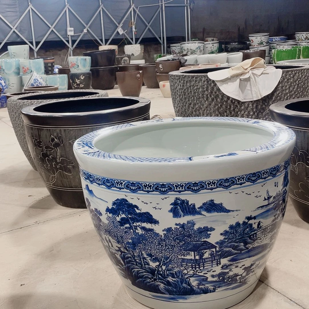 缸瓷器瓷器直径80高度55。