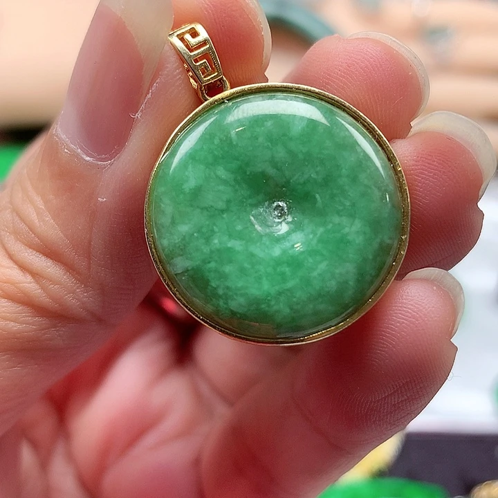 翡翠银S925镶嵌颈饰翡翠