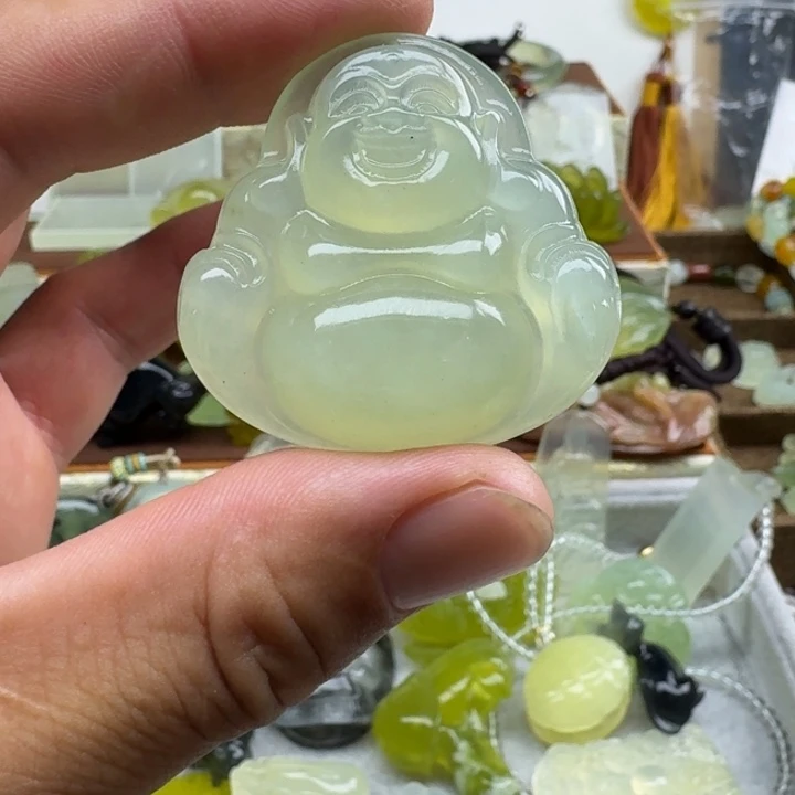 未镶嵌蛇纹石玉颈饰