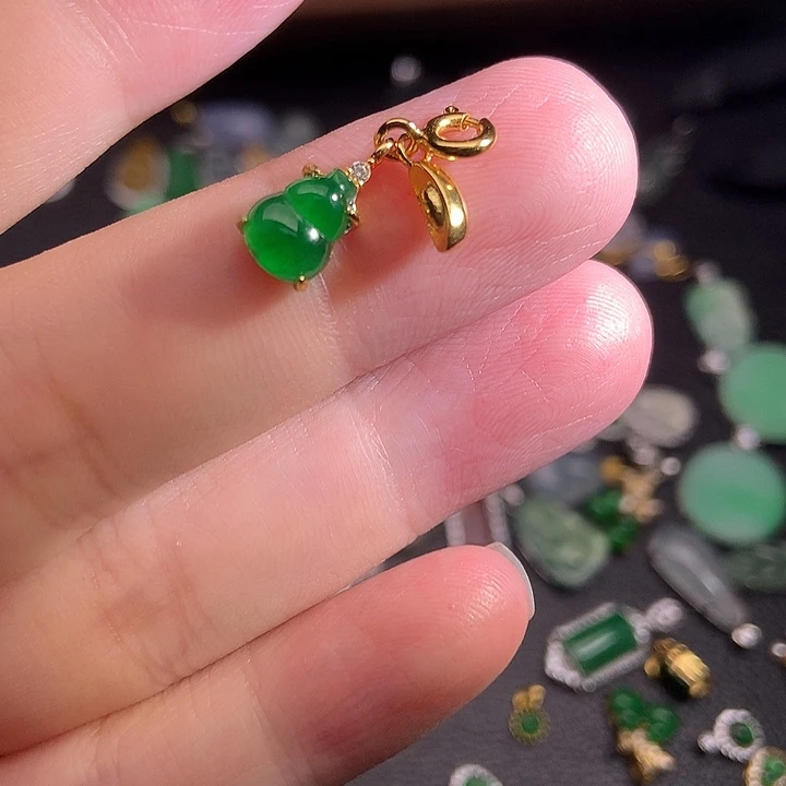 翡翠未镶嵌挂件111111