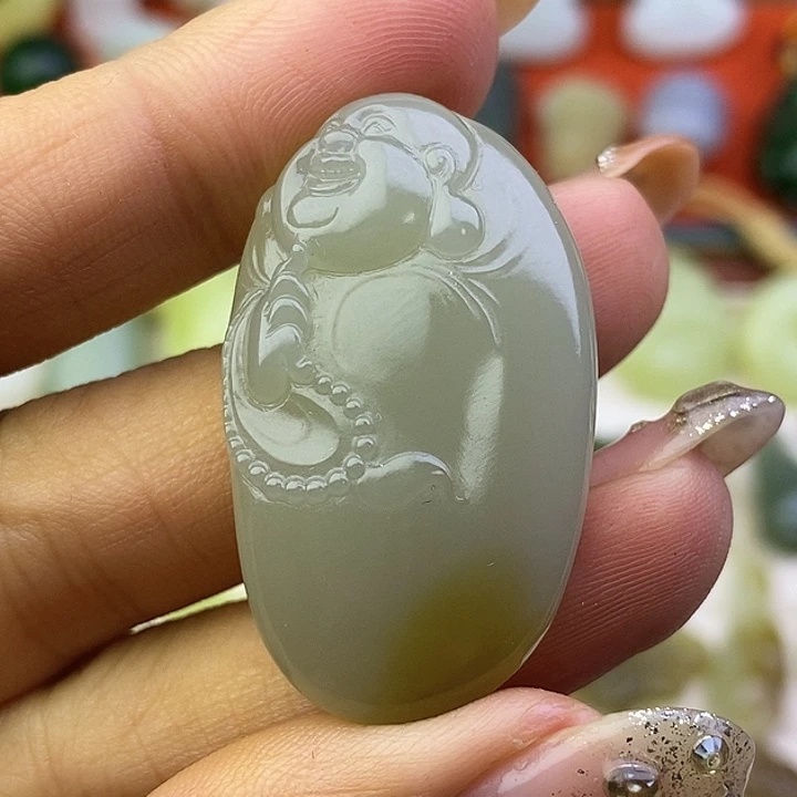 和田玉未镶嵌颈饰且末蓝漂糖佛公吊坠