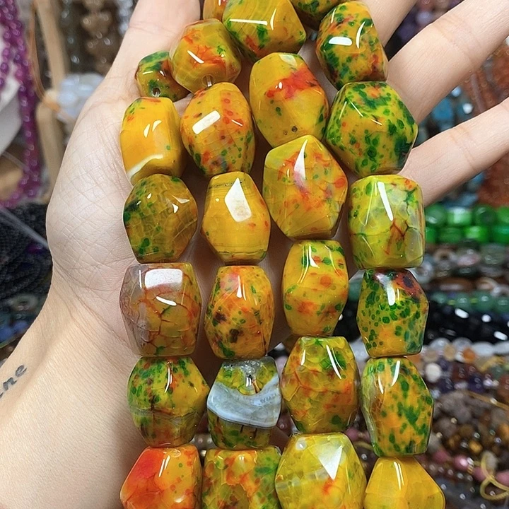 玛瑙/玉髓未镶嵌珠宝半成品花玛瑙随型切卡14-16mm