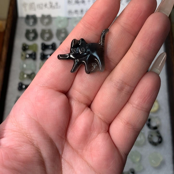 *****蛇纹石玉未镶嵌颈饰