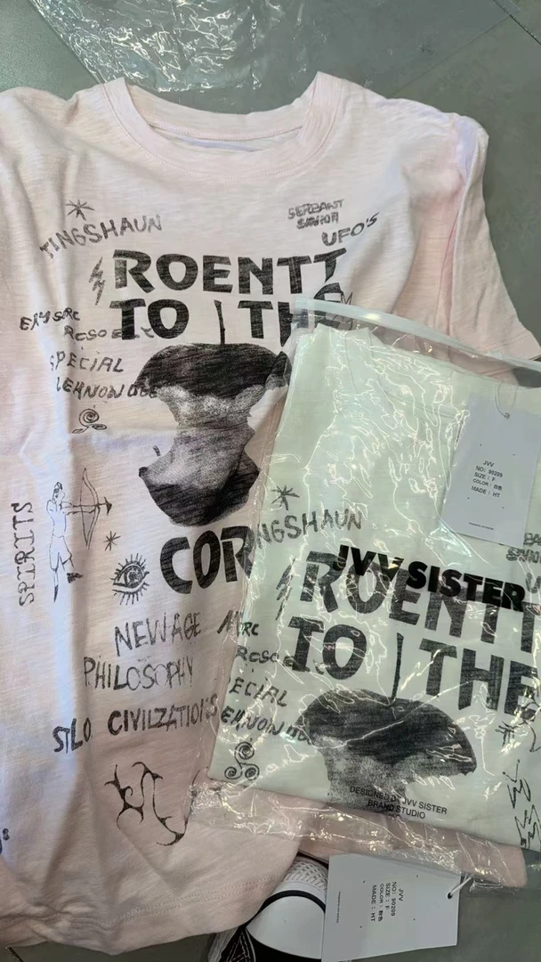 好久不见两色字母体恤