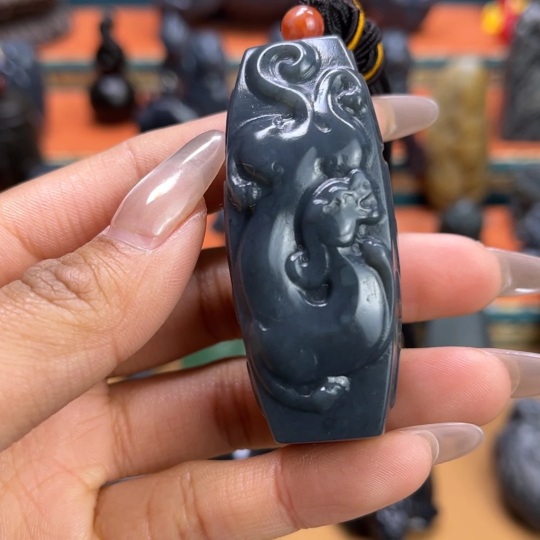 未镶嵌和田玉挂件