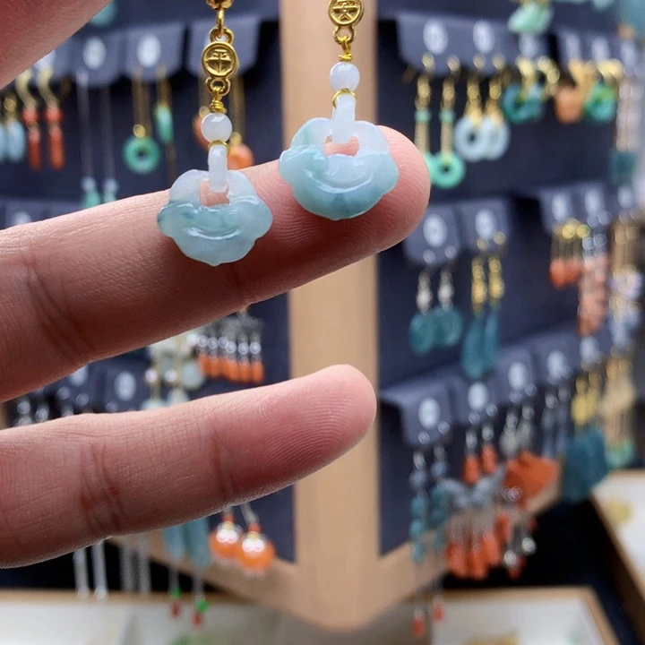 未镶嵌翡翠耳饰耳饰