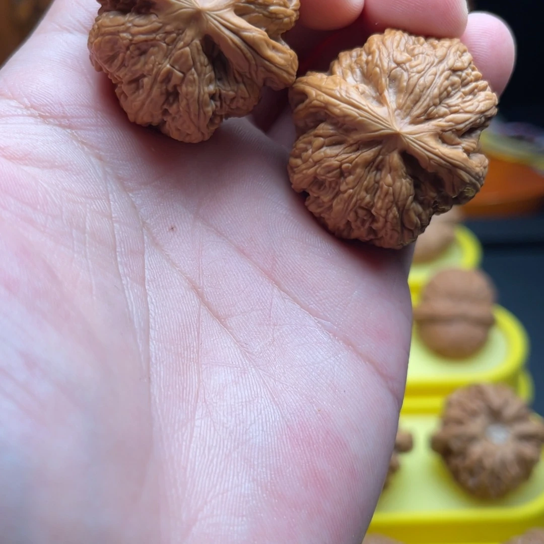 把件文玩核桃37小球粗筋微修+打底