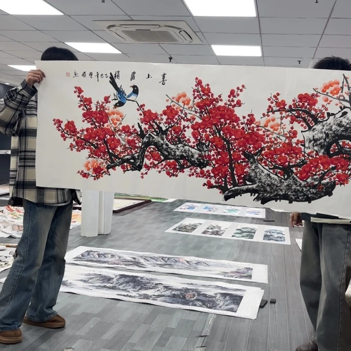 字画等多种形式的艺术作品和艺术作品