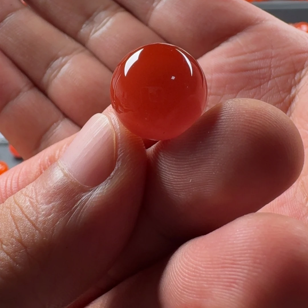 南红玛瑙未镶嵌圆珠15.5mm