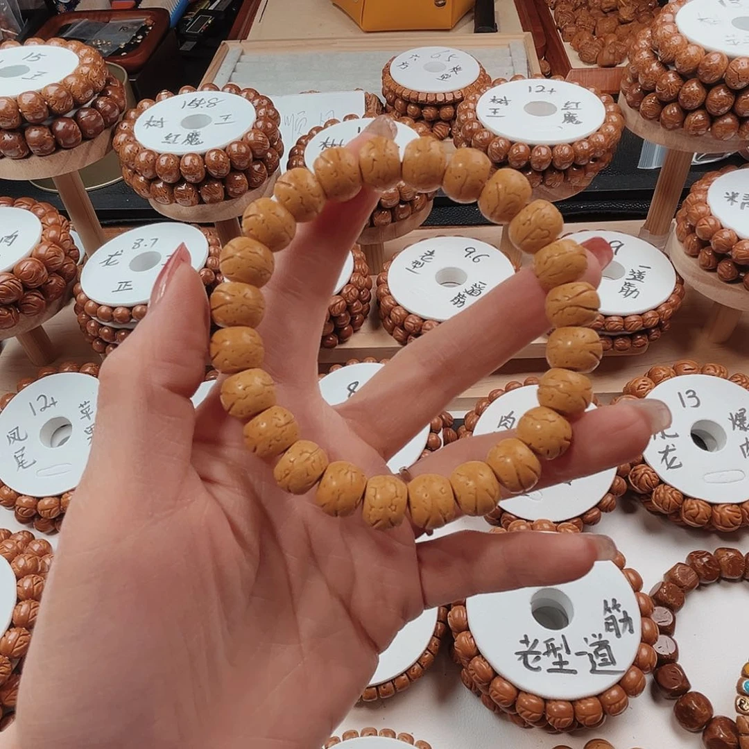 桃核手串不****道桃核光珠