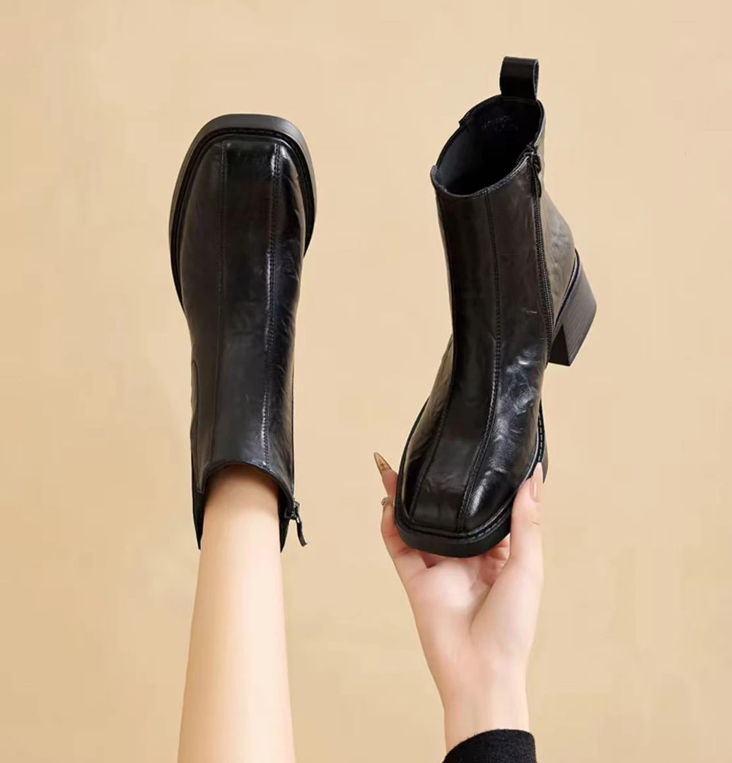 【品牌力荐】秋冬季厚款圆头粗跟百搭气质休闲法式复古小靴子1278