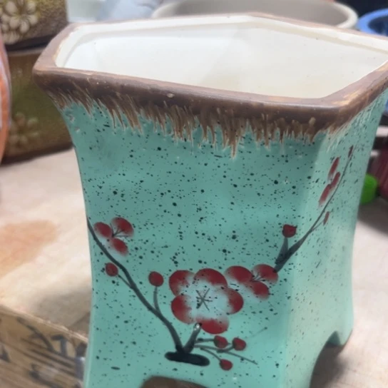 稍等下都会上，每个盆都有，左上角福袋可以先参与一下