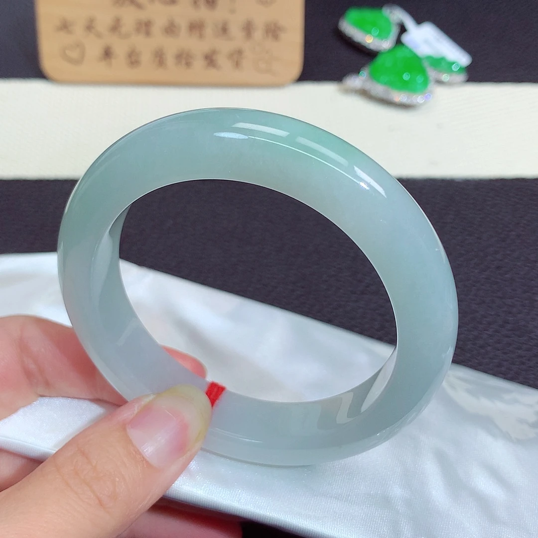 未镶嵌手镯翡翠9012
