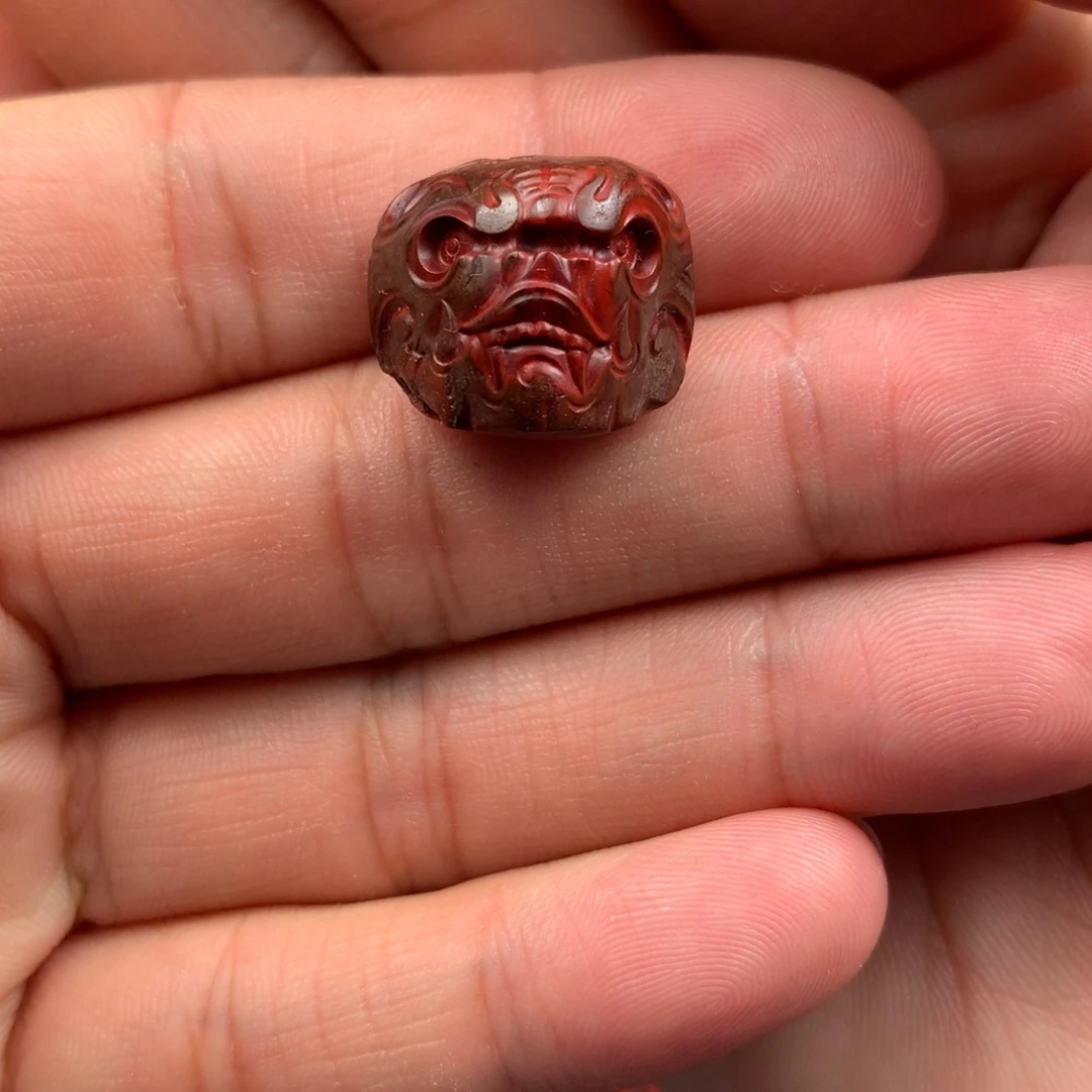 南红玛瑙未镶嵌颈饰