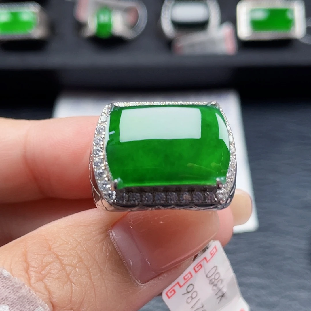 翡翠戒指银S925镶嵌天然a货翡翠没运费险2186