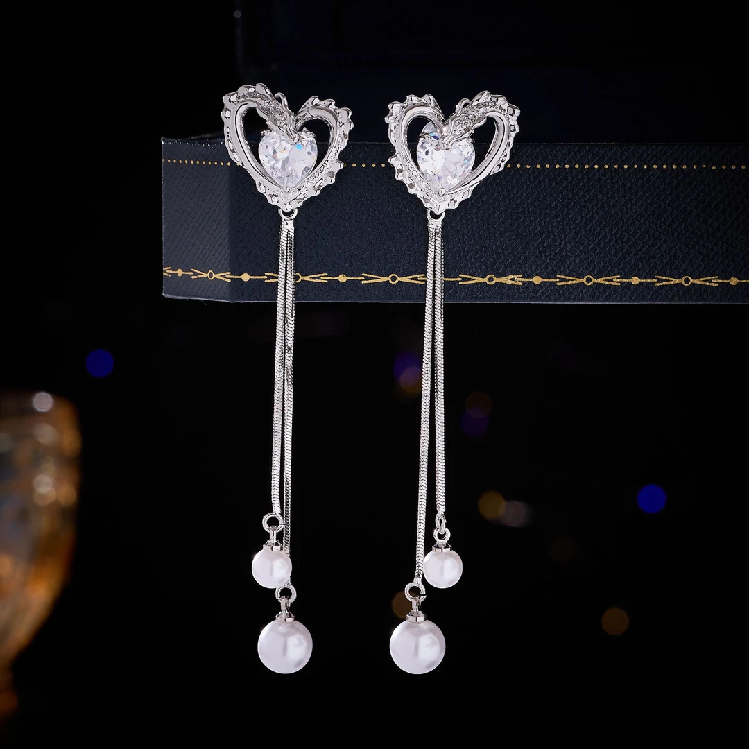 铜合金仿珍珠耳饰 简约日韩甜美长款爱心流苏耳环轻奢风超仙耳饰