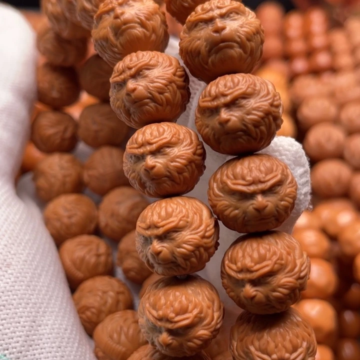 猴头核桃吊坠老*斗战胜佛