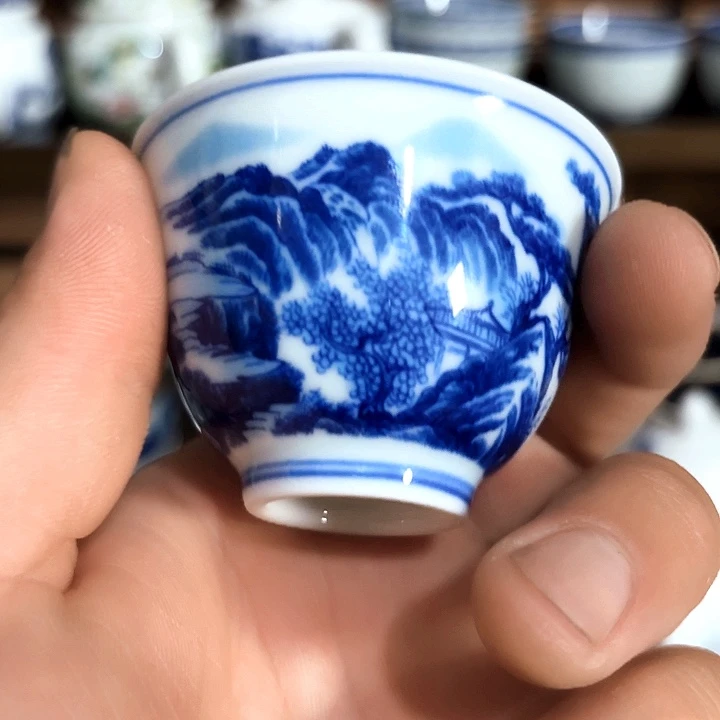 景德镇陶瓷小茶杯