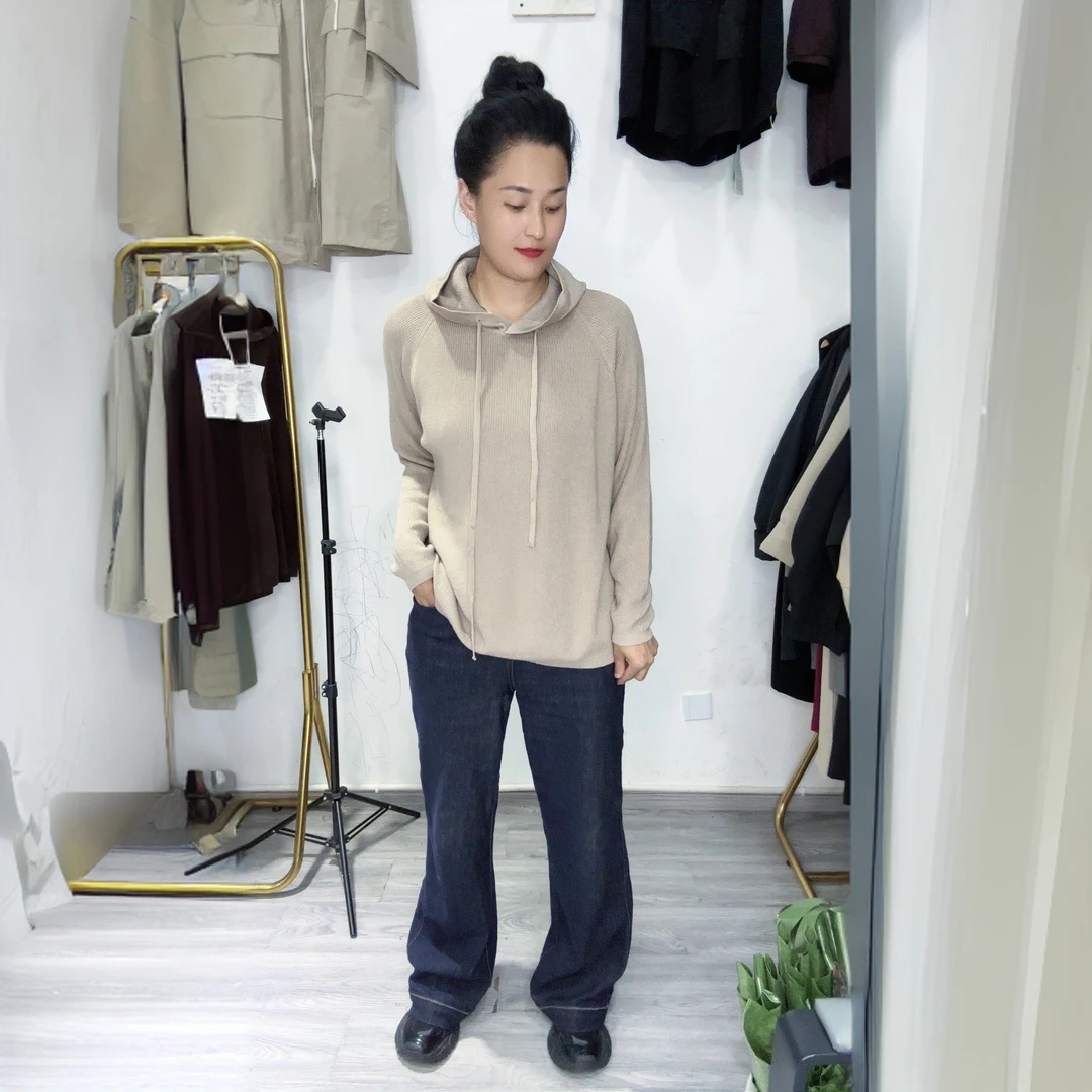 秋季新款休闲短款卫衣百搭款