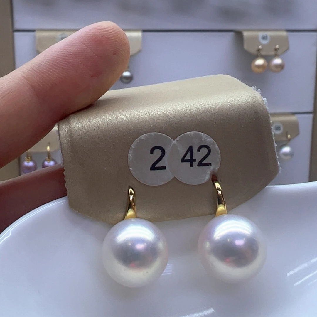 银S925镶嵌淡水珍珠耳饰