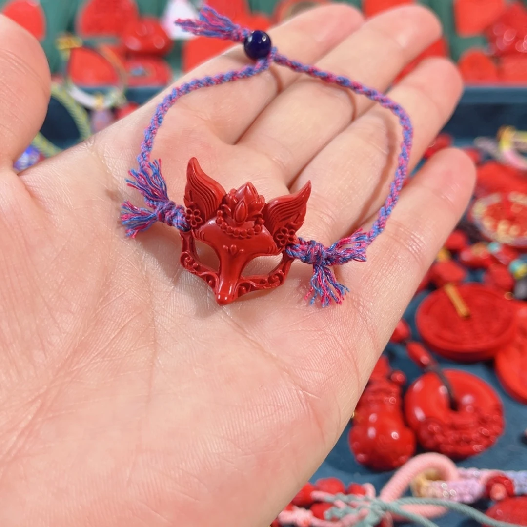 天然辰砂含辰砂工艺品狐狸面具藏式手绳