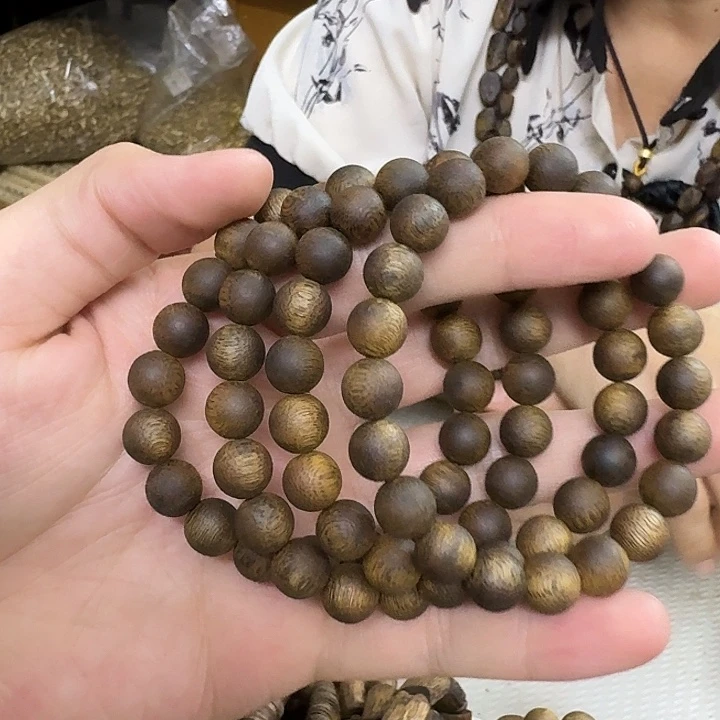 手串沉香白棋 99 沉单圈 0.9-6 克多样性发一串