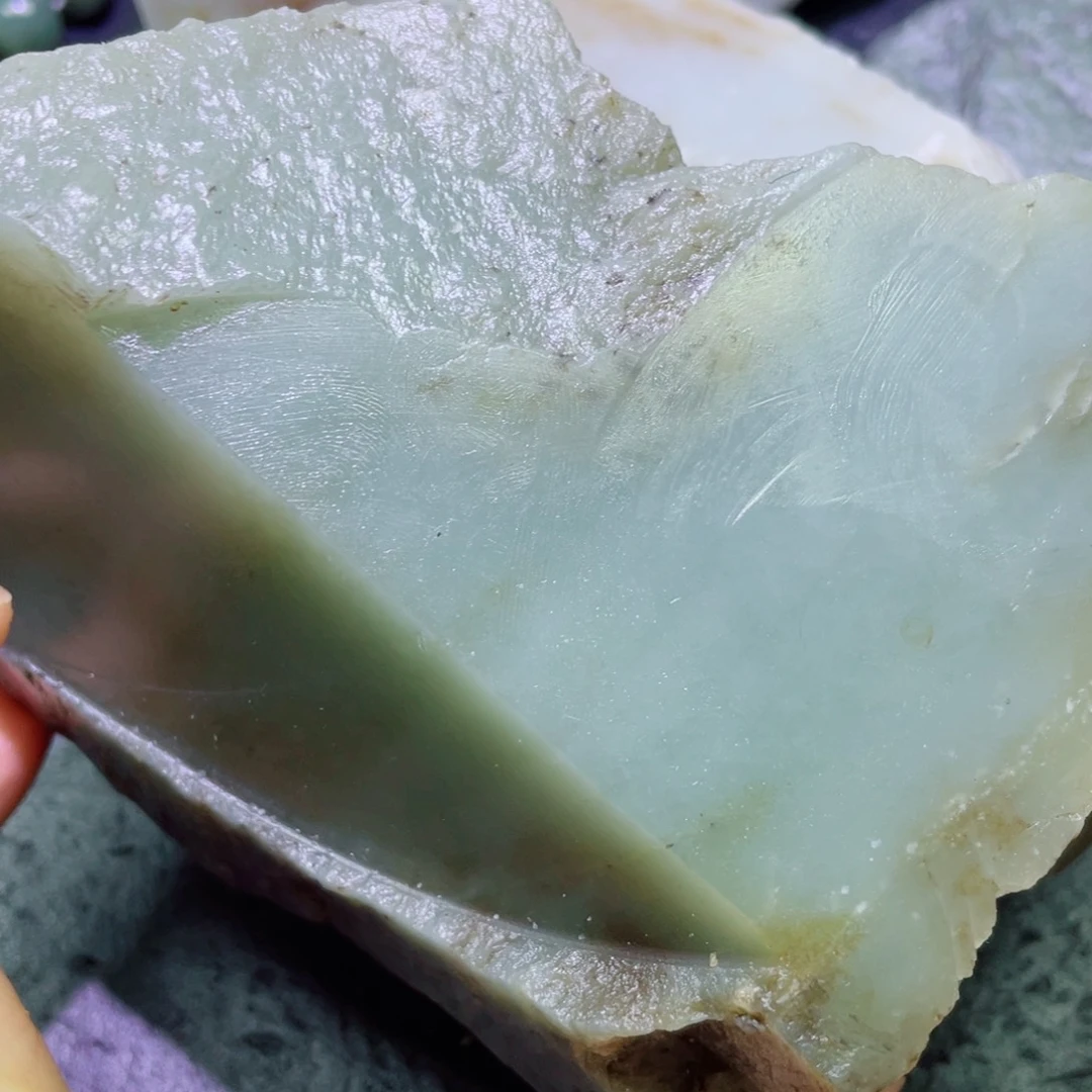 和田玉未镶嵌珠宝半成品